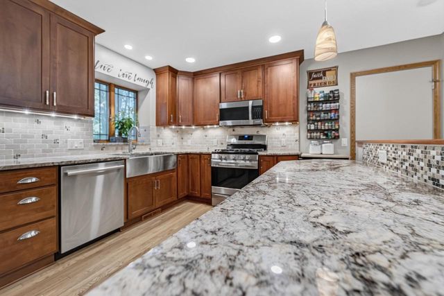 3015 Marvin Court, Cross Plains, WI 53528