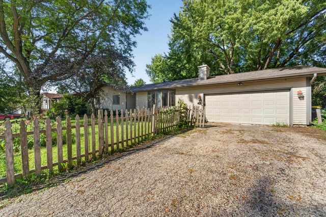 3015 Marvin Court, Cross Plains, WI 53528