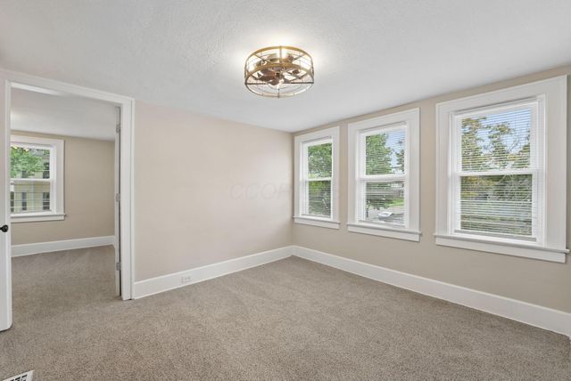 103 S Church Street, Thornville, OH 43076