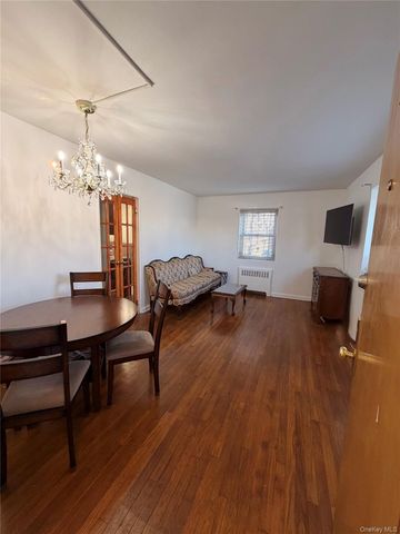 233-06 131 Street 1, Rosedale, NY 11412