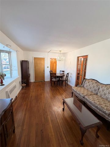 233-06 131 Street 1, Rosedale, NY 11412