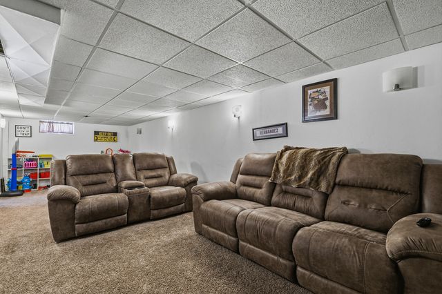 636 28th Street, Bettendorf, IA 52722