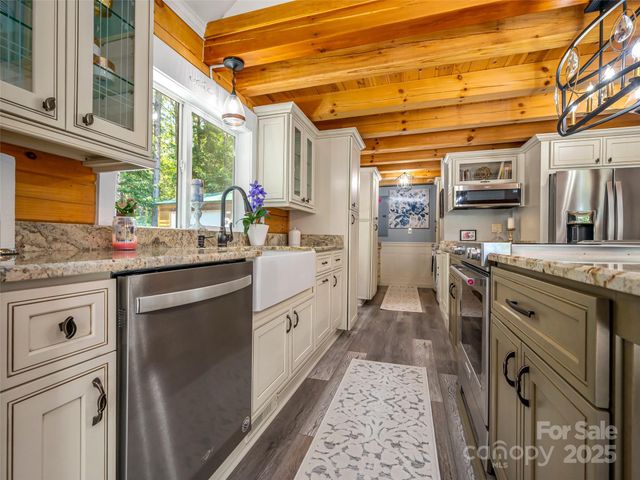 334 Arbra Mountain Way, Bostic, NC 28018