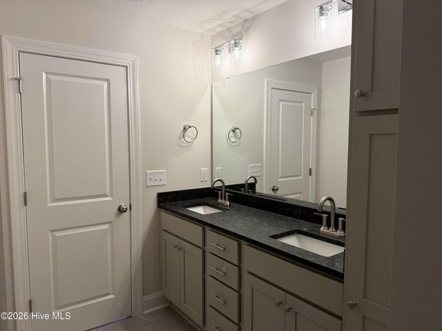 2112 Dartford Drive A, Greenville, NC 27834