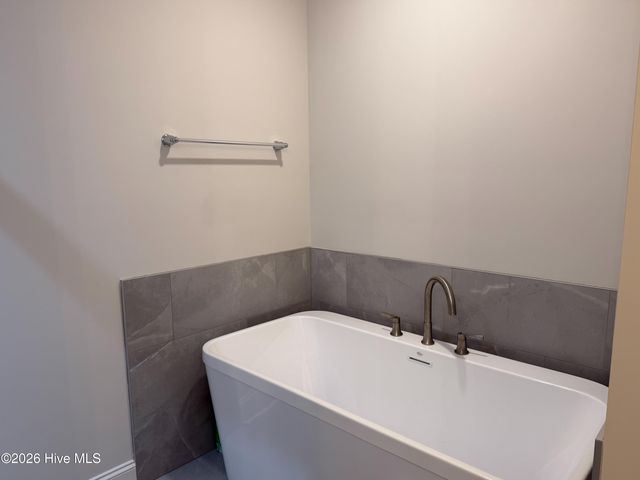 2112 Dartford Drive A, Greenville, NC 27834