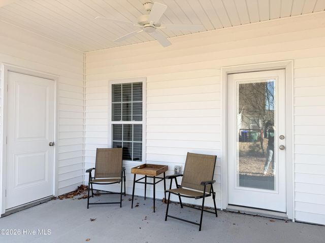 2112 Dartford Drive A, Greenville, NC 27834