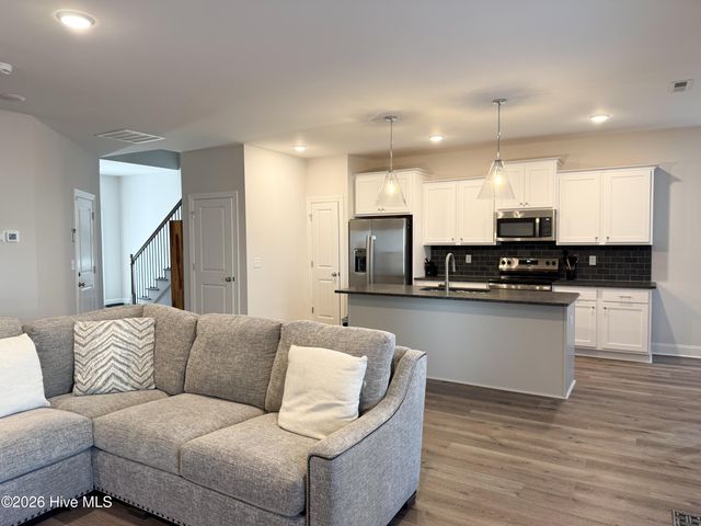 2112 Dartford Drive A, Greenville, NC 27834