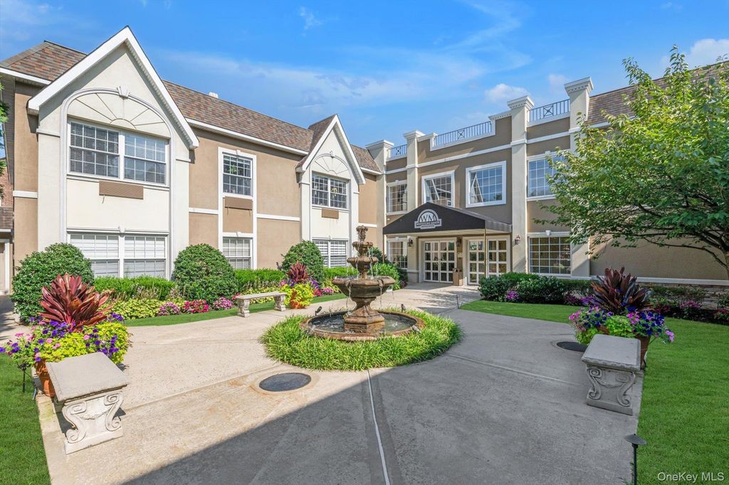 150-31 12th Avenue 206, Whitestone, NY 11357 — photo 2