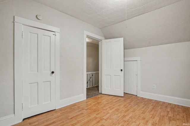 910 Milton Street, South Bend, IN 46613