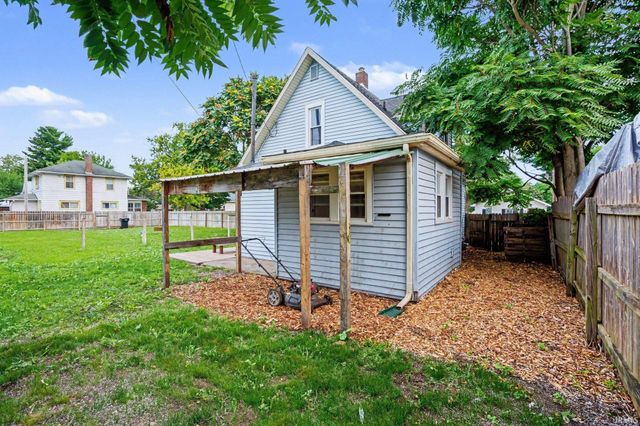 910 Milton Street, South Bend, IN 46613