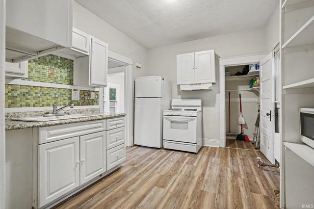 910 Milton Street, South Bend, IN 46613