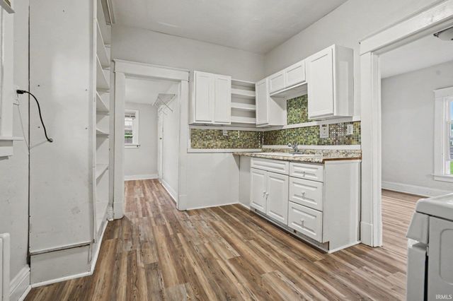 910 Milton Street, South Bend, IN 46613