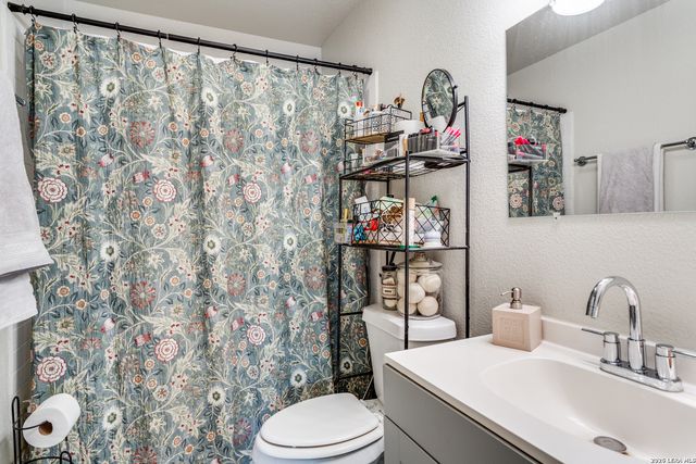 266 Bundy St., San Antonio, TX 78220