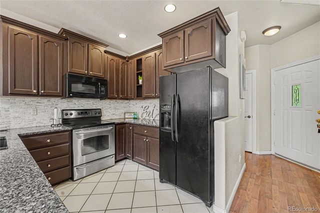 10830 W 63rd Avenue D, Arvada, CO 80004