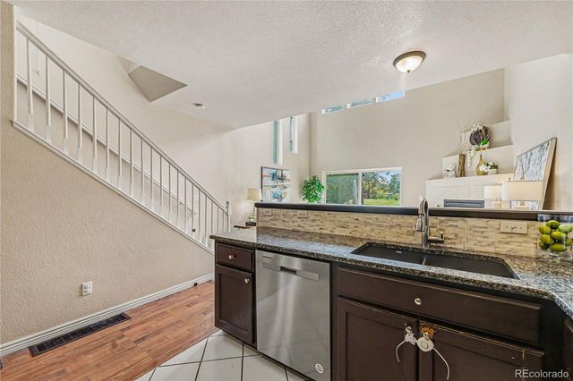 10830 W 63rd Avenue D, Arvada, CO 80004