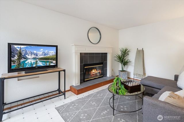 11716 NE 95th Street, Kirkland, WA 98033