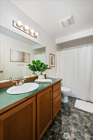 11716 NE 95th Street, Kirkland, WA 98033