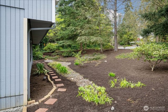 11716 NE 95th Street, Kirkland, WA 98033