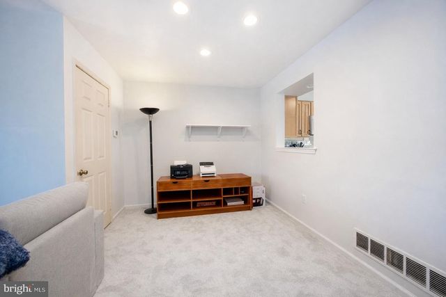 431 CARMARTHEN CT, Exton, PA 19341