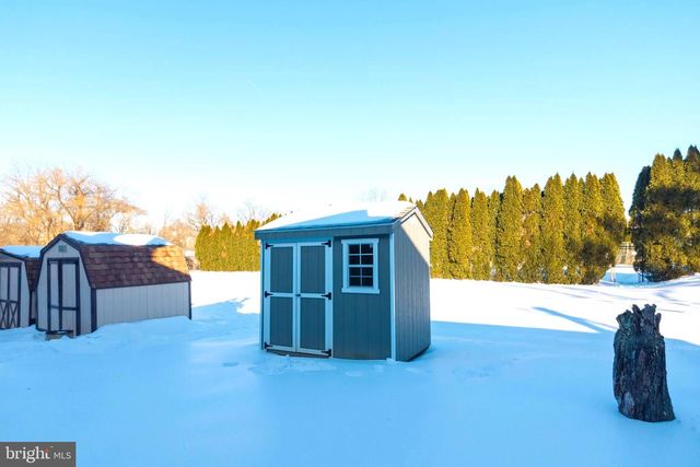 431 CARMARTHEN CT, Exton, PA 19341