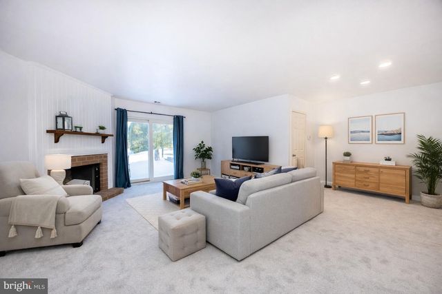 431 CARMARTHEN CT, Exton, PA 19341