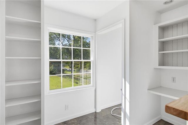 978 Winburn Drive, East Point, GA 30344