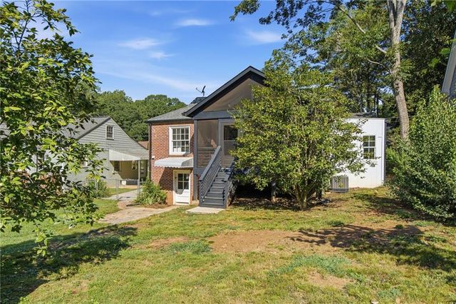 978 Winburn Drive, East Point, GA 30344