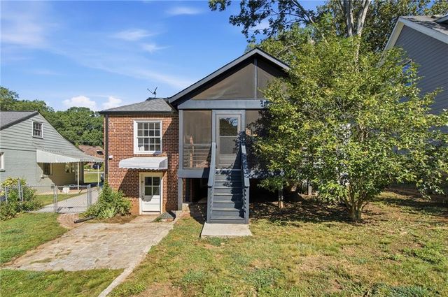 978 Winburn Drive, East Point, GA 30344