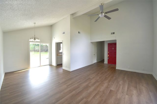 7114 E 98th Street, Tulsa, OK 74133