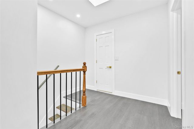 113-22 204th Street, Saint Albans, NY 11412
