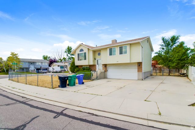 4888 W TICKLEGRASS RD, West Jordan, UT 84081