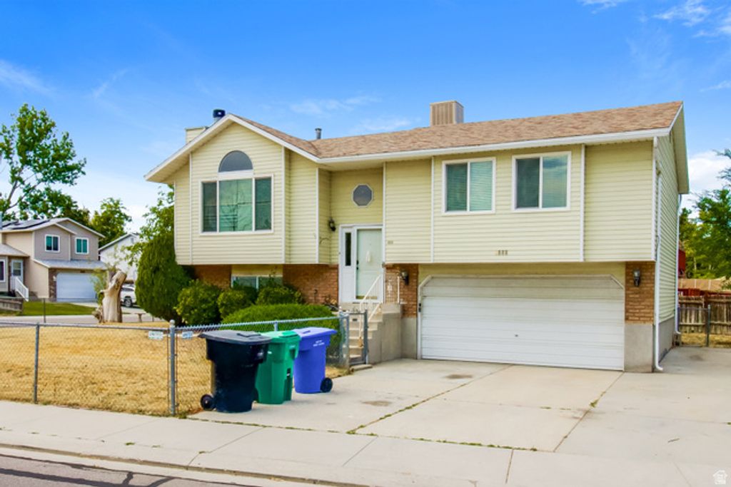 4888 W TICKLEGRASS RD, West Jordan, UT 84081