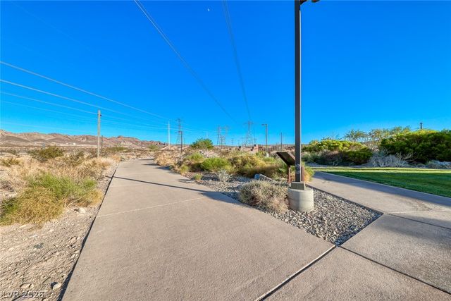 1138 Broken Hills Drive, Henderson, NV 89011
