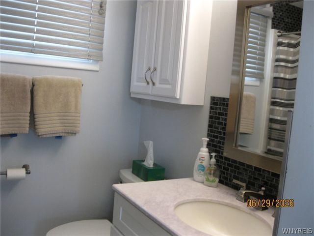 72 Rambling Road, Amherst, NY 14051
