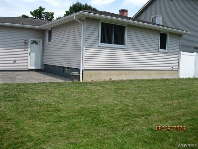 72 Rambling Road, Amherst, NY 14051