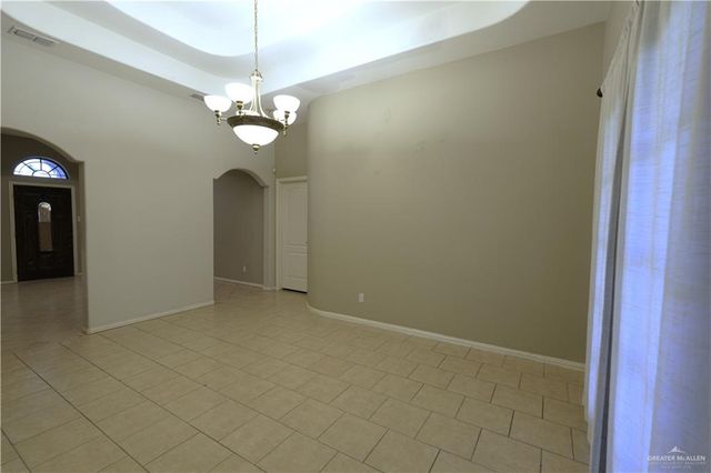 3724 Burr Drive, Edinburg, TX 78542