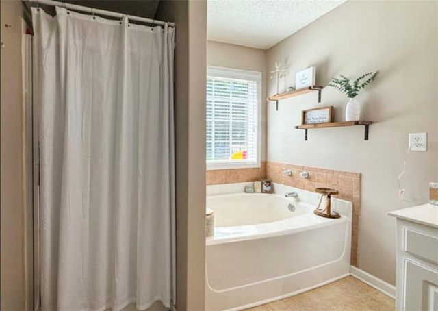 255 River Mist Circle, Jefferson, GA 30549