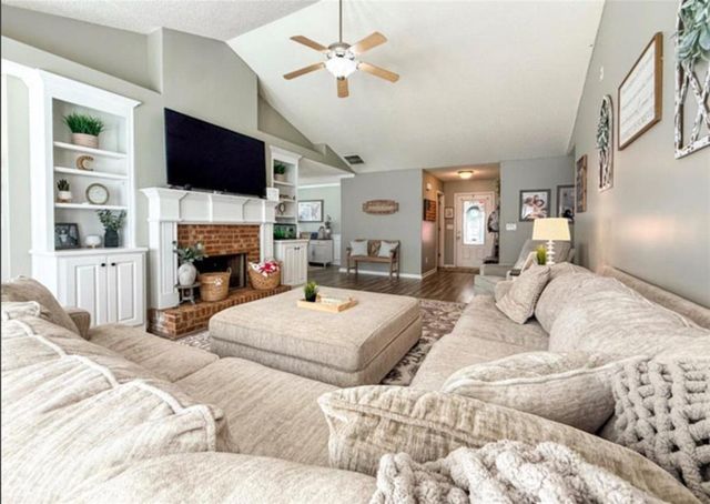 255 River Mist Circle, Jefferson, GA 30549