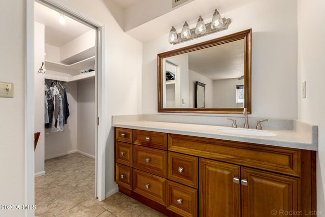 6713 E DES MOINES Street, Mesa, AZ 85205