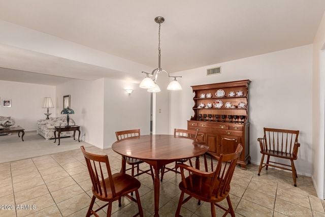 6713 E DES MOINES Street, Mesa, AZ 85205