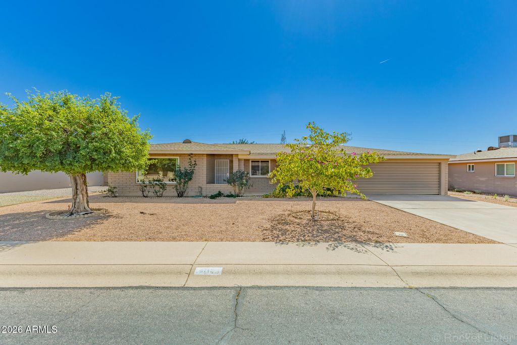 6713 E DES MOINES Street, Mesa, AZ 85205
