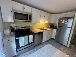 23 Seymour Road 3B, East Granby, CT 06026