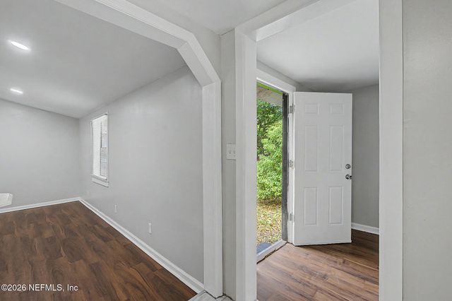 2625 KOHN Road, Jacksonville, FL 32210