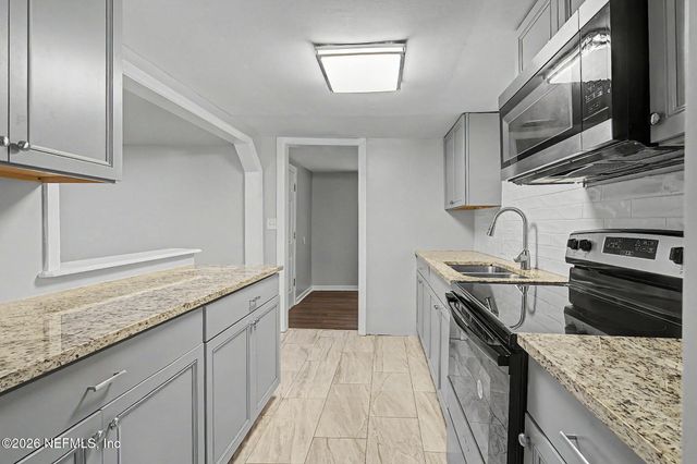 2625 KOHN Road, Jacksonville, FL 32210