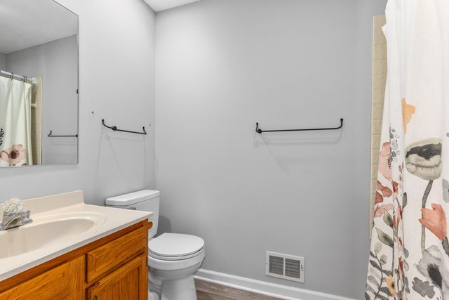 10546 Wildwood Drive, Eureka Twp, MI 48838