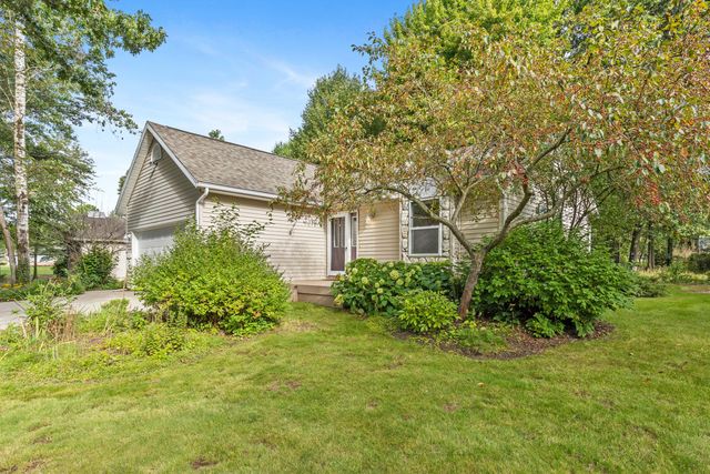 10546 Wildwood Drive, Eureka Twp, MI 48838