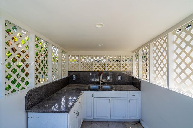 2309 SW 62nd Ave, Miami, FL 33155