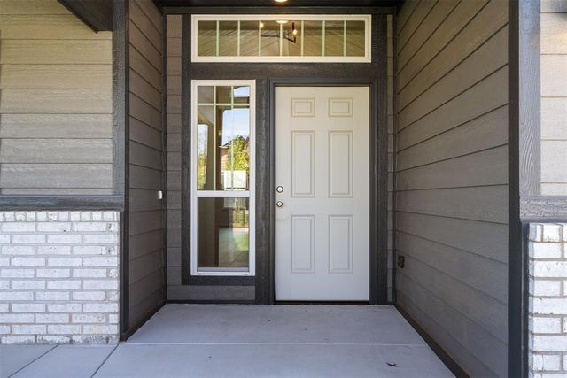 12808 NW 4th Street, Yukon, OK 73099