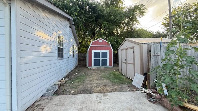 227 W Center Street, Duncanville, TX 75116