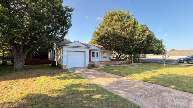 227 W Center Street, Duncanville, TX 75116